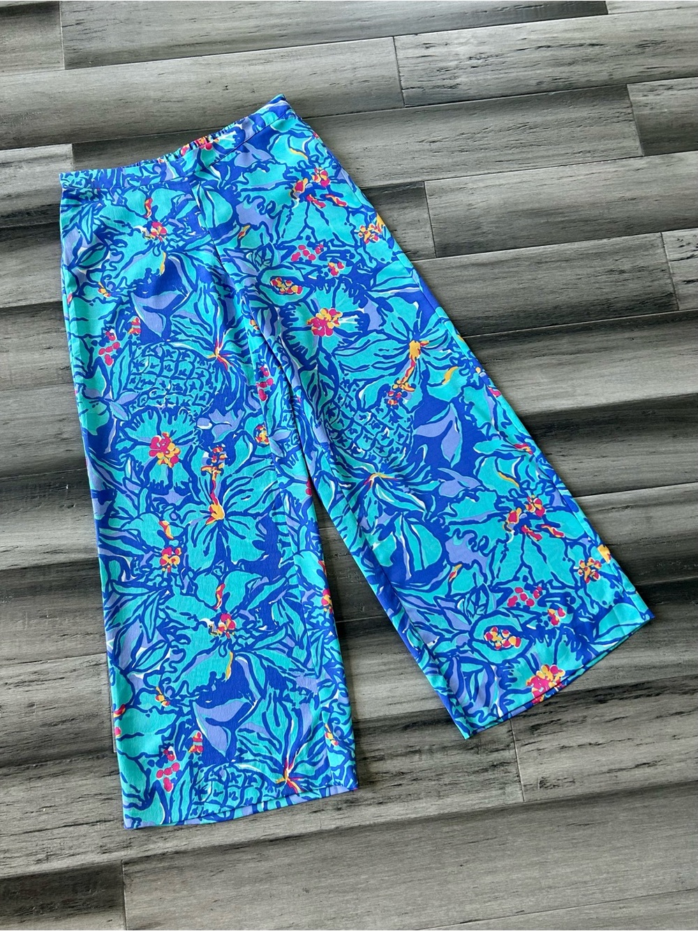 Lilly Pulitzer Middleton Wide Leg Low Rise Pants in Iris Blue Mai Tai